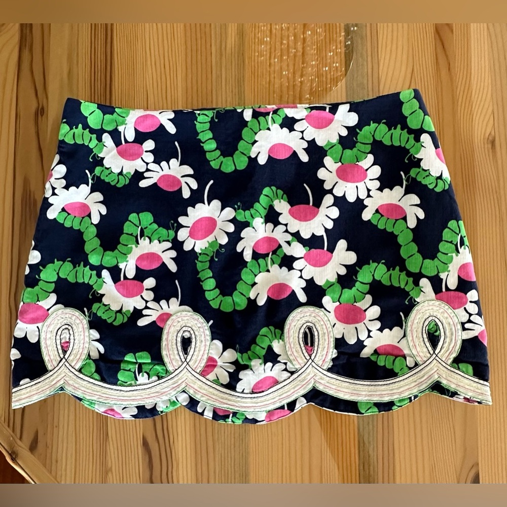 Lilly Pulitzer Tate mini skirt Yum Yum Caterpillar scallop navy pink SZ 4